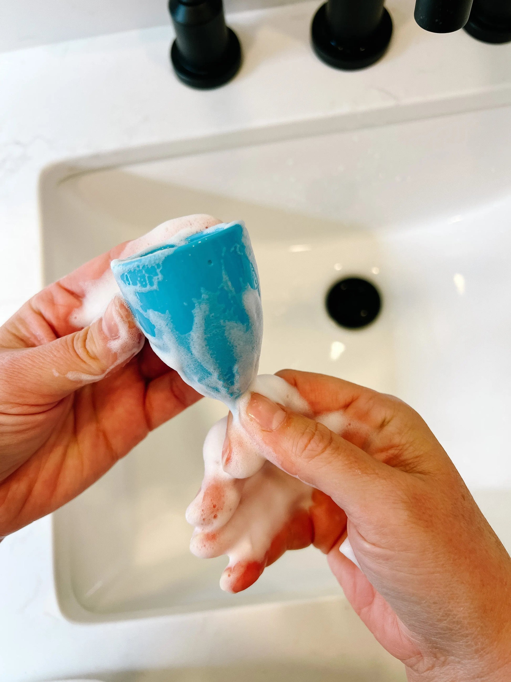 Silicone Safe Foaming Cleanser - Poppins Period